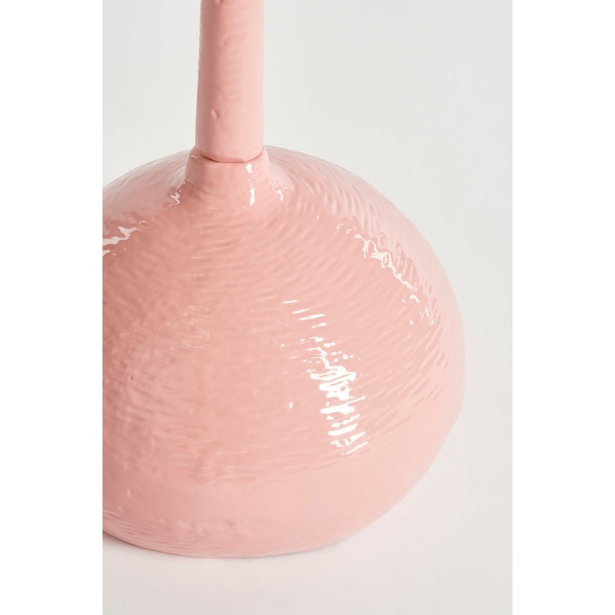 Colin Side Table - H68 x Ø24 cm - Recycled Aluminum - 100% FSC - Light Pink