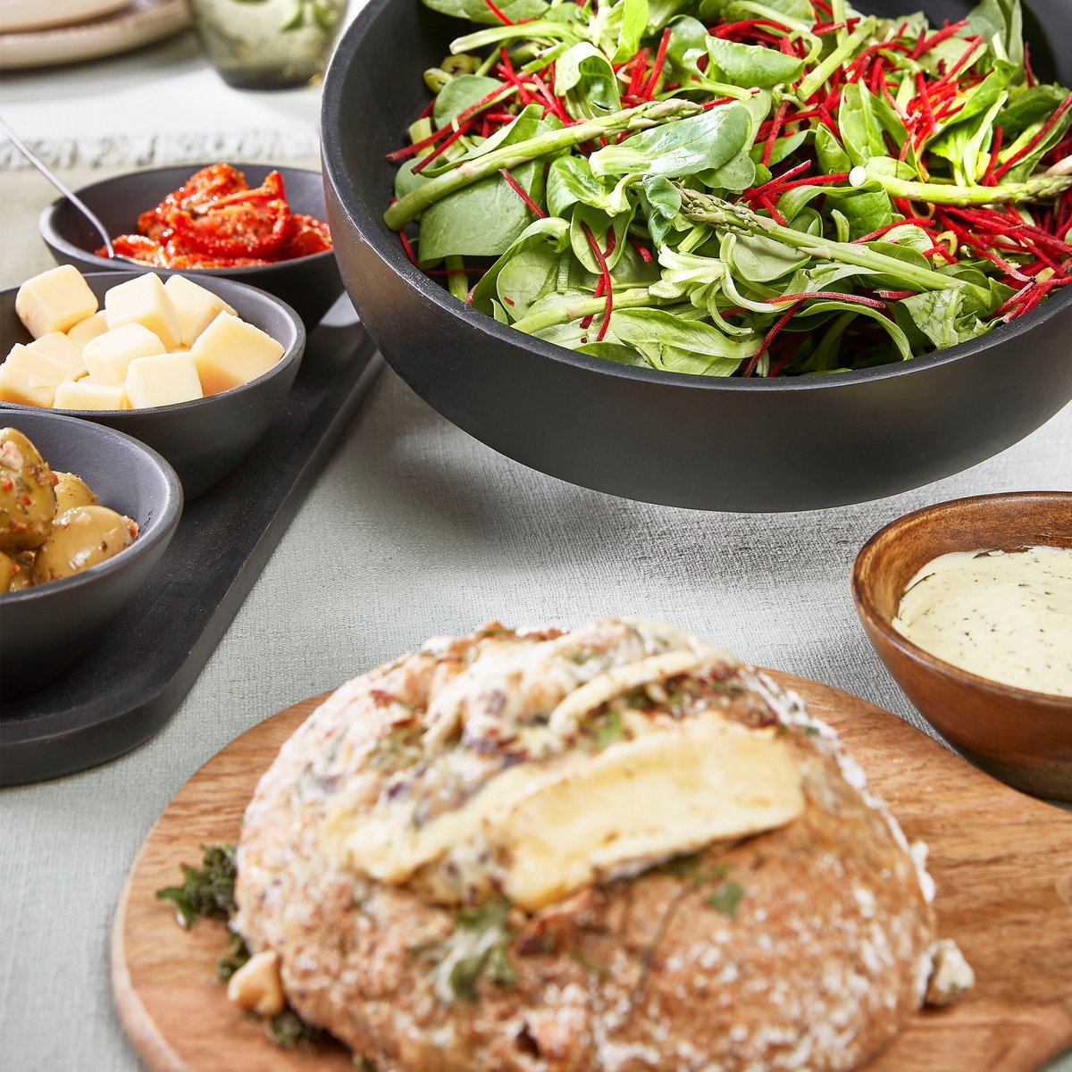 Tomar Bowls and Tray - 200 ml - 100% FSC Mango Wood - Black