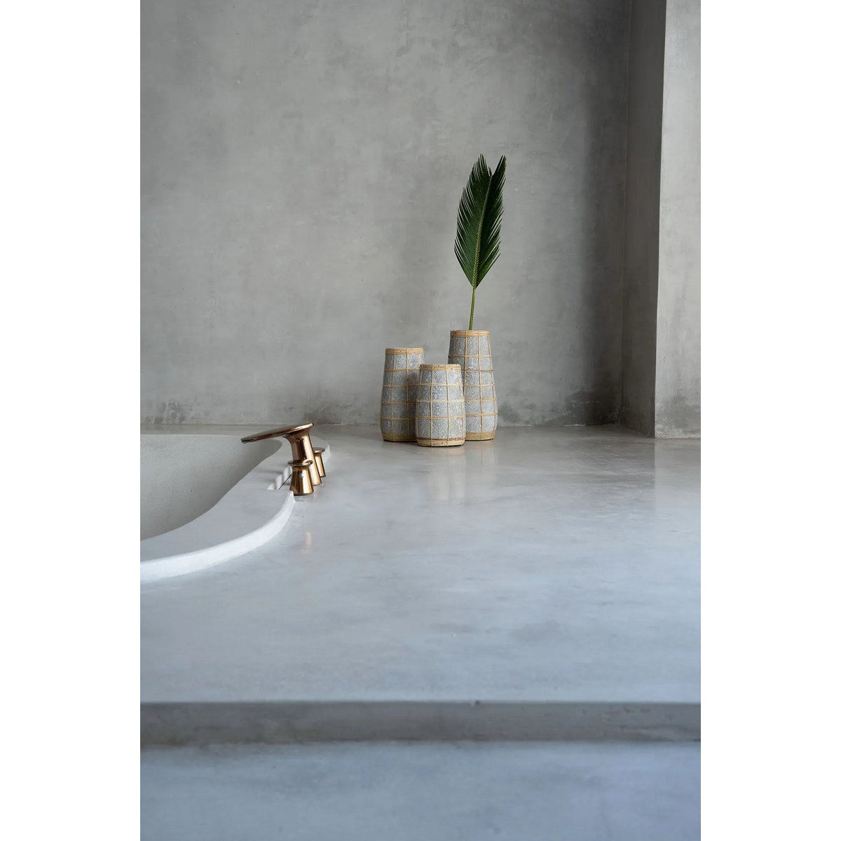 The Cutie Vase - Beton Naturel - S |woon-meubel.nl