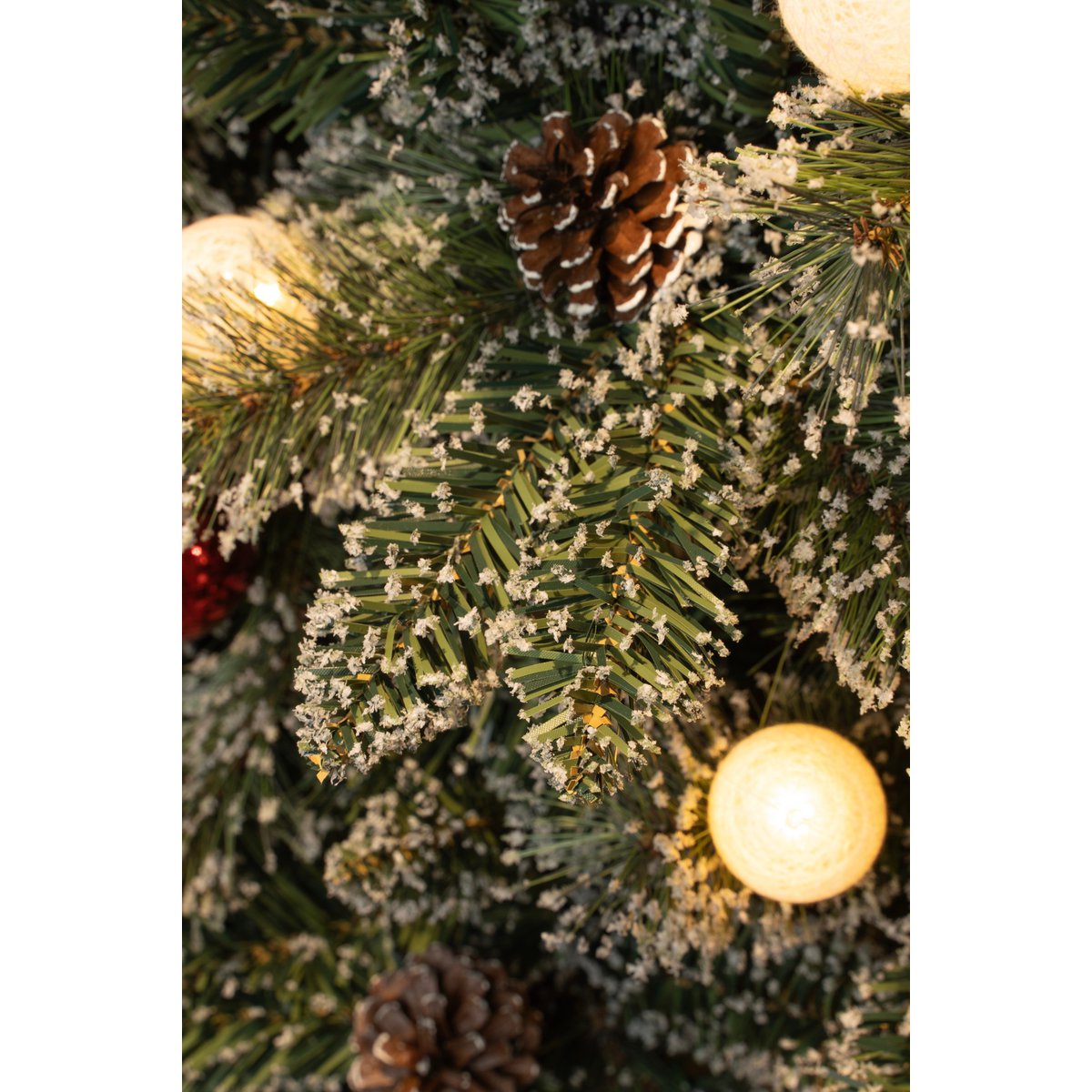 Kaprun kunstkerstboom 60 cm met LED & kerstballen |woon-meubel.nl
