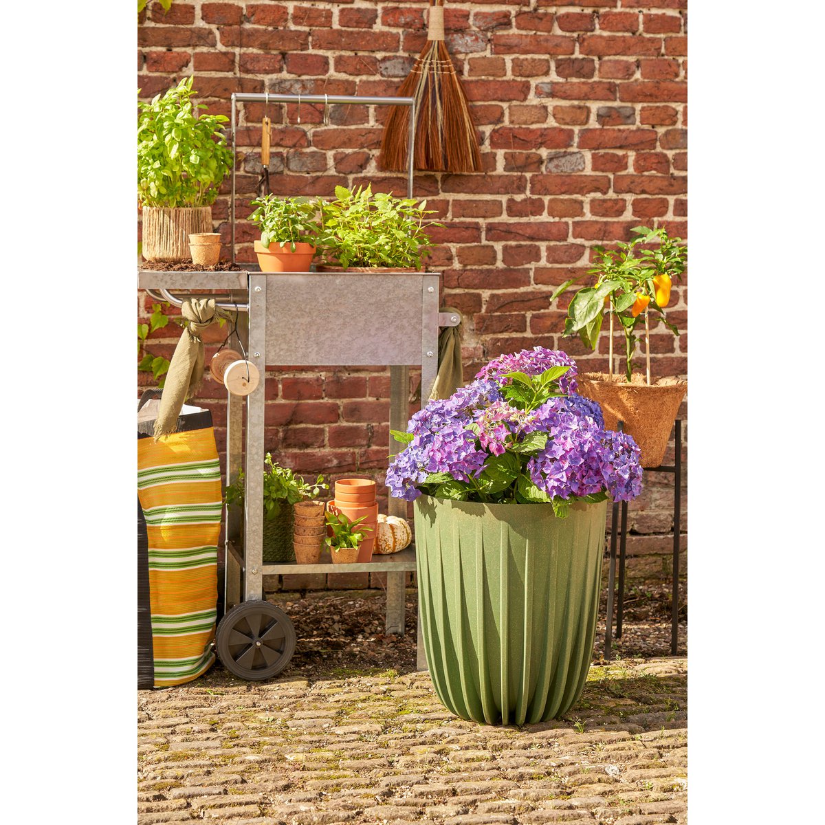 Cache-pot Lungo - H46 x Ø39 cm - Polypropylène - FSC Mix - Vert