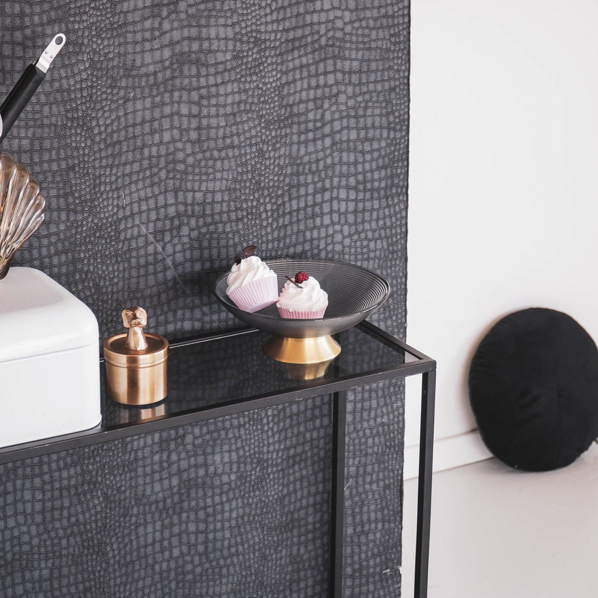 Kom op Voet - Glass - Smokey - 24.5x24.5x8.5cm