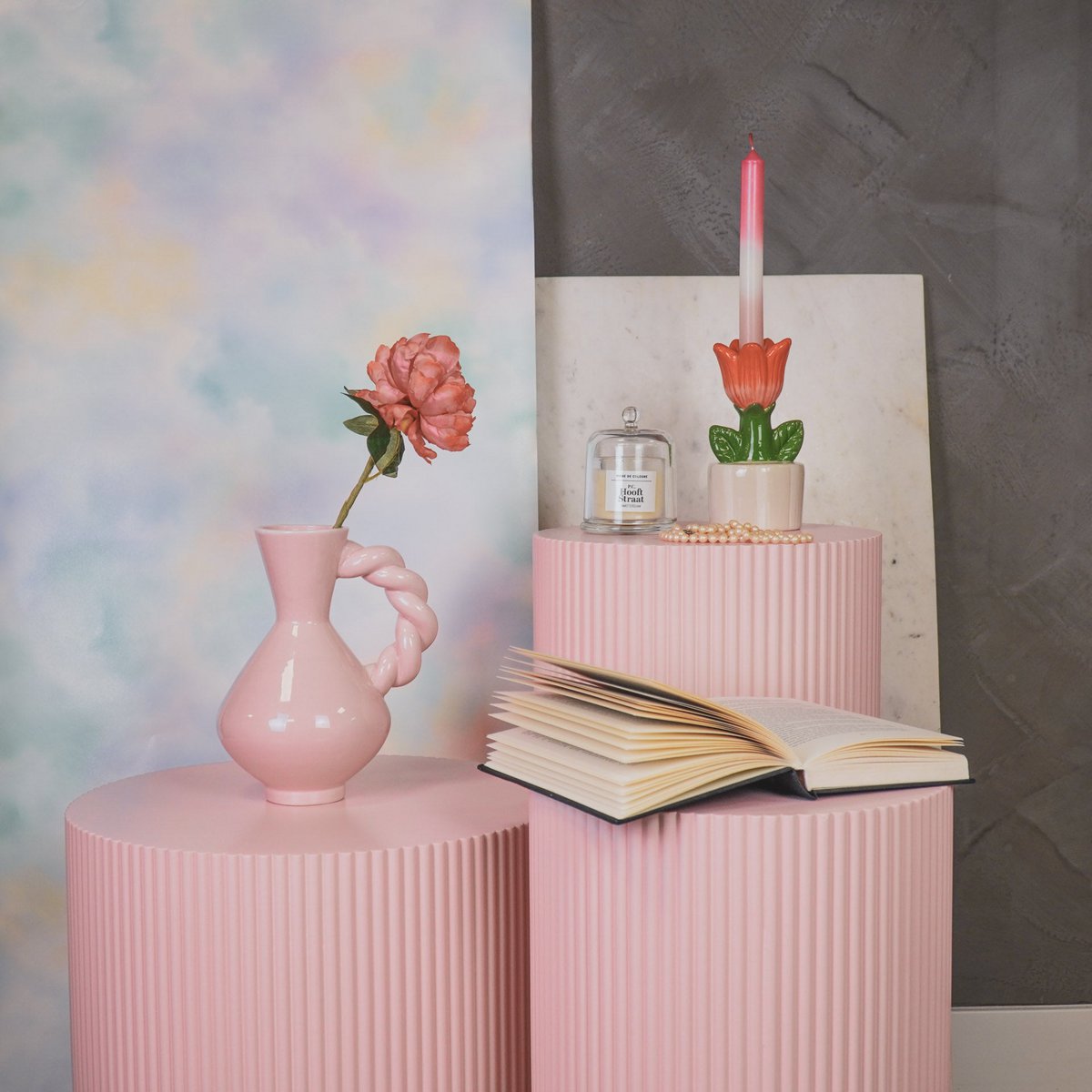 Side table/pillar - cylinder - MDF - light pink - 30x54cm