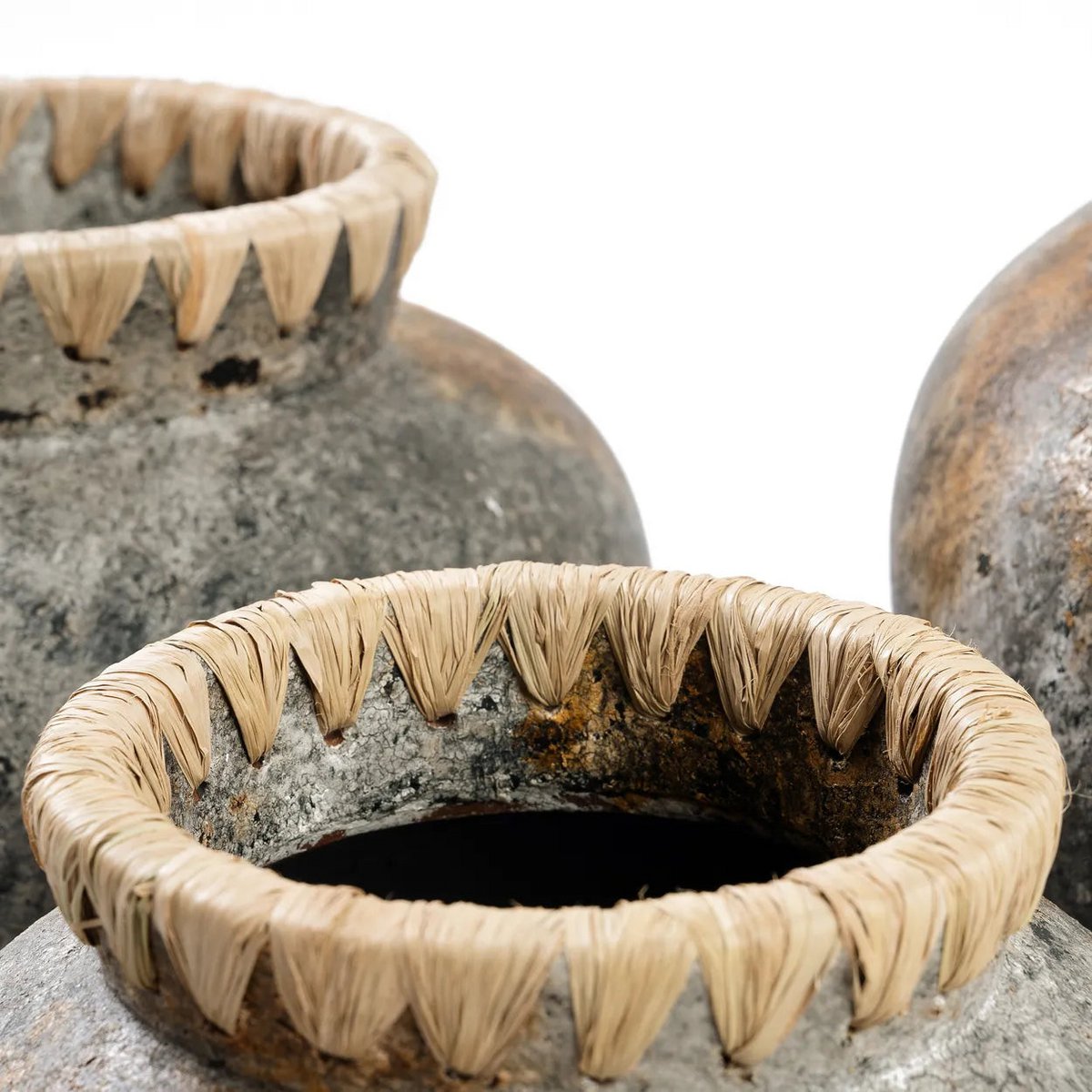 The Stylish Terracotta Vase with Raffia Detail - Antique Gray - M