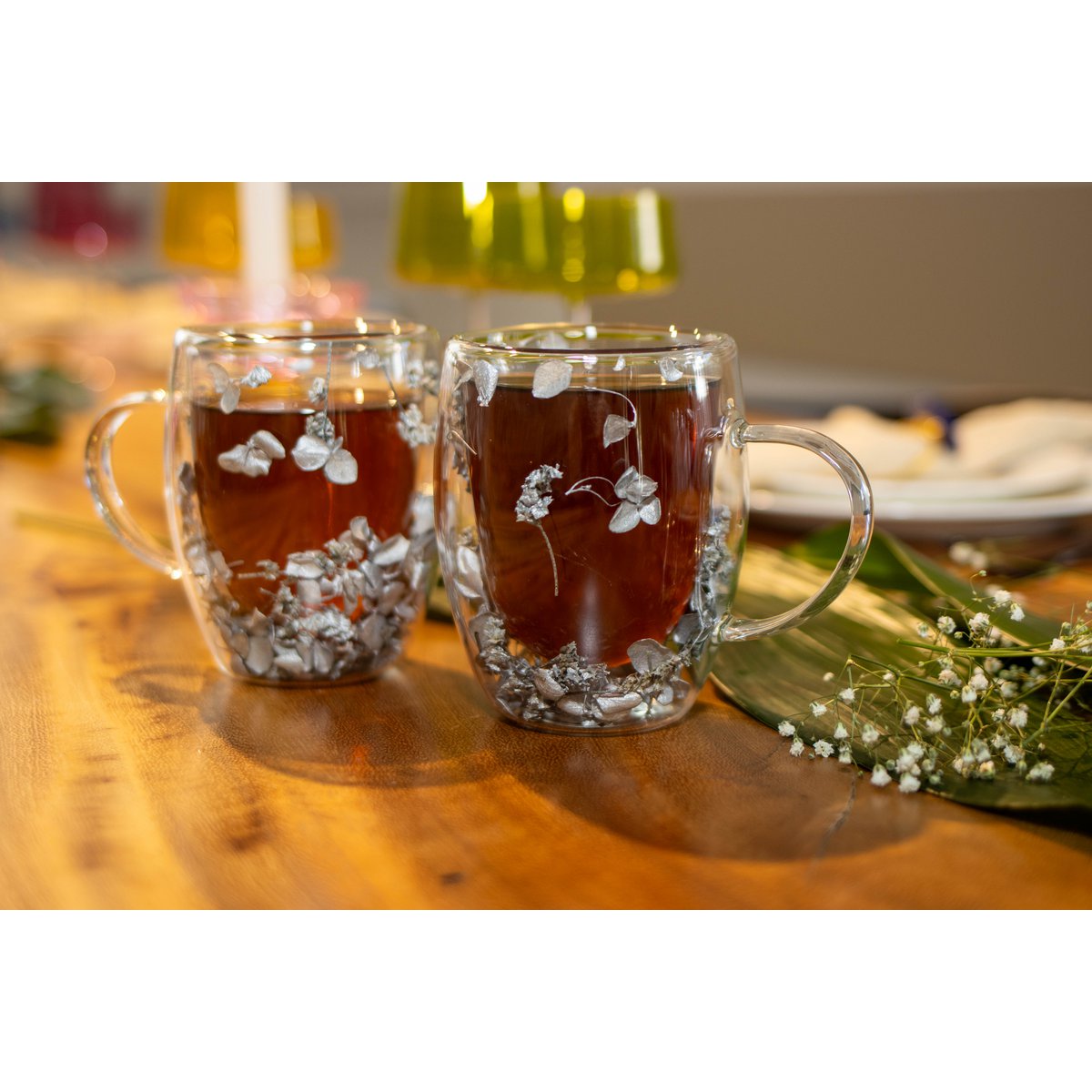 Dubbelwandige Theekopjes – Set van 2 – 350 ml – Zilveren Bloemen |woon-meubel.nl