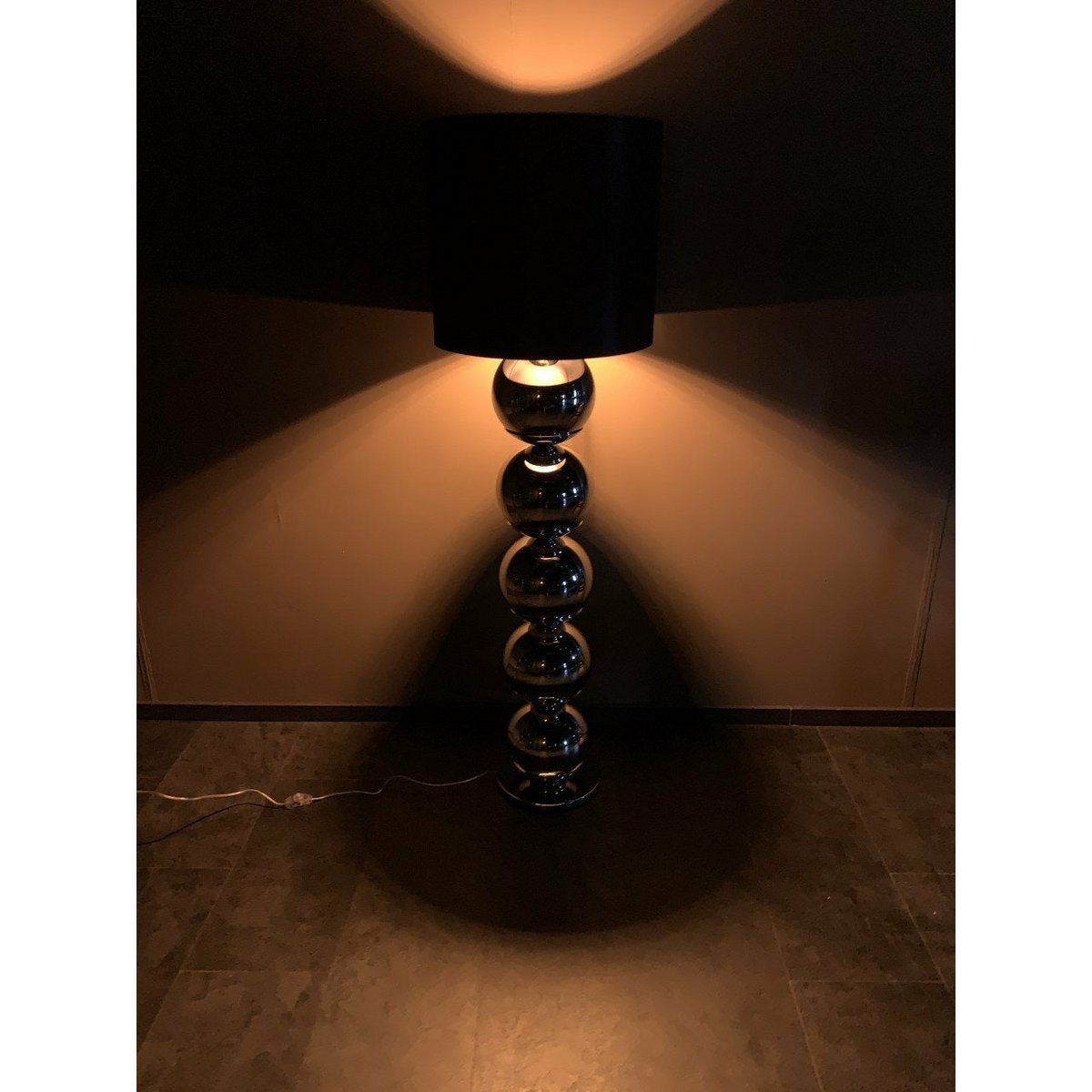 XL Ball Lamp - Chrome