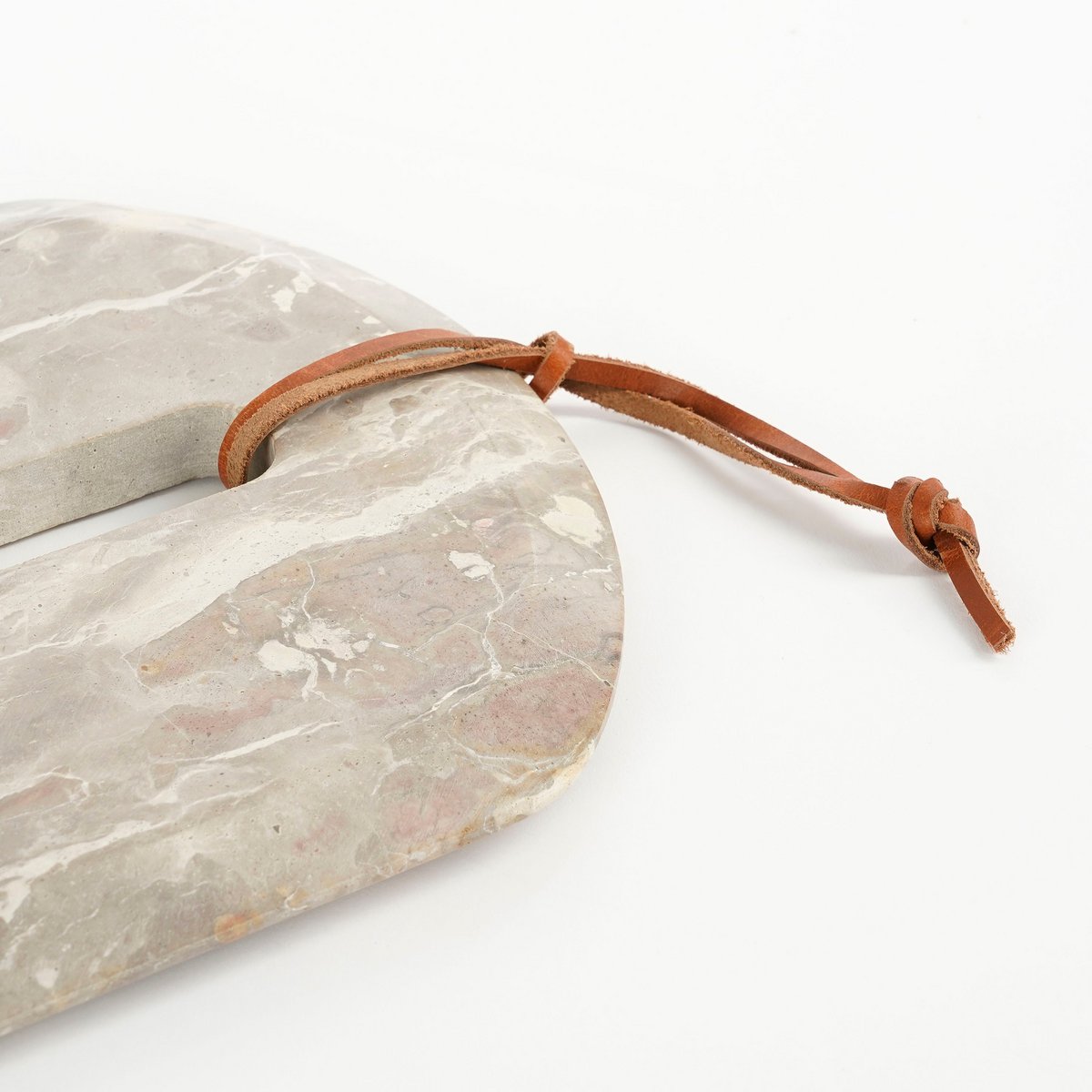 Planche à découper Finnos - L40 x l20 x H2 cm - Marbre - Beige