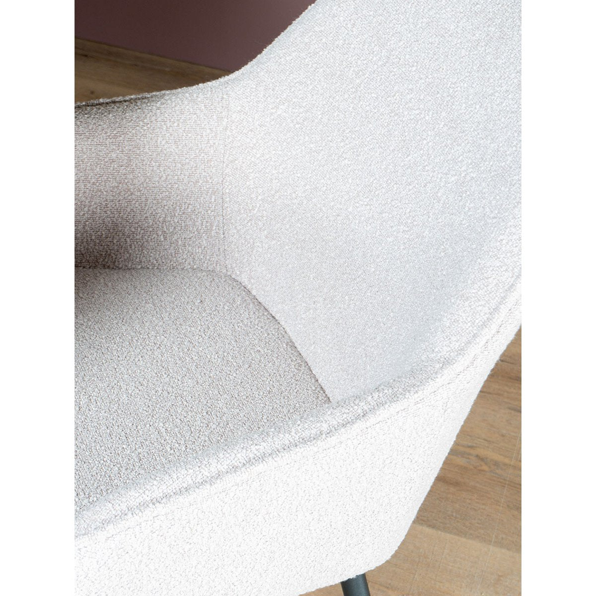 Eetkamerstoel Fenna – Bouclé – Naturel luxueuze bekleding |woon-meubel.nl