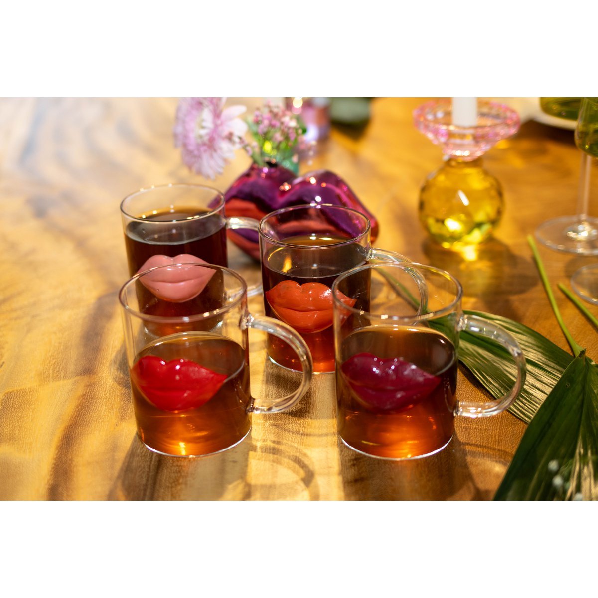 Glazen Mokken “Kus” – Set van 4 – Transparant/Rood – Elegant Cadeau |woon-meubel.nl