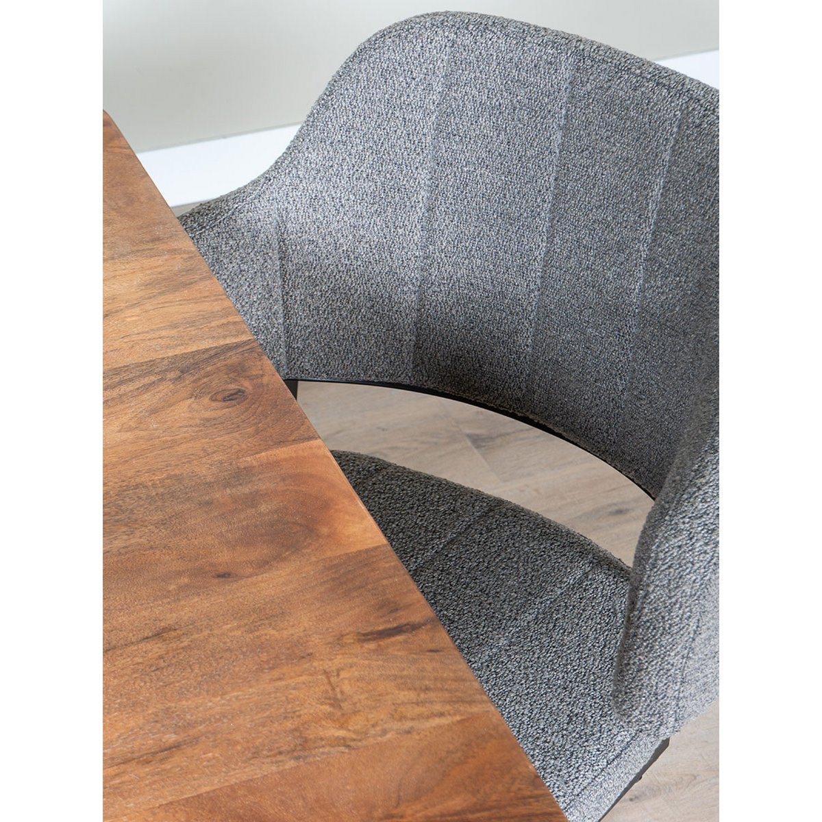 Eetkamerstoel Eros Brown bouclé |woon-meubel.nl