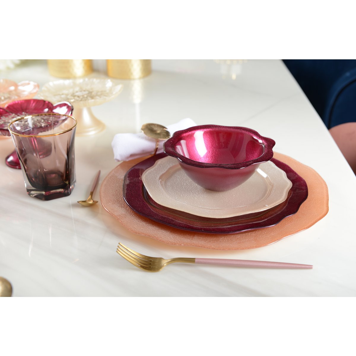 Zalmkleurig Glas Presentatiebord Ø32,5 cm – Aulica Boudoir | woon-meubel.nl