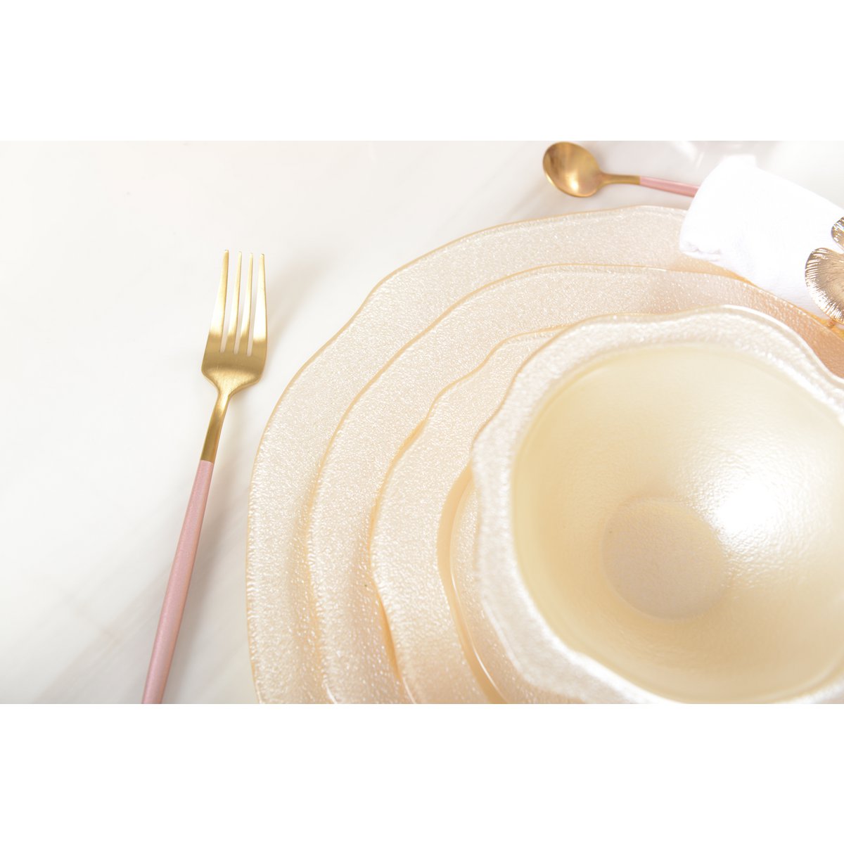 Aulica Boudoir Serveerbord Vanille – Luxe Glas Ø32,5 cm |woon-meubel.nl