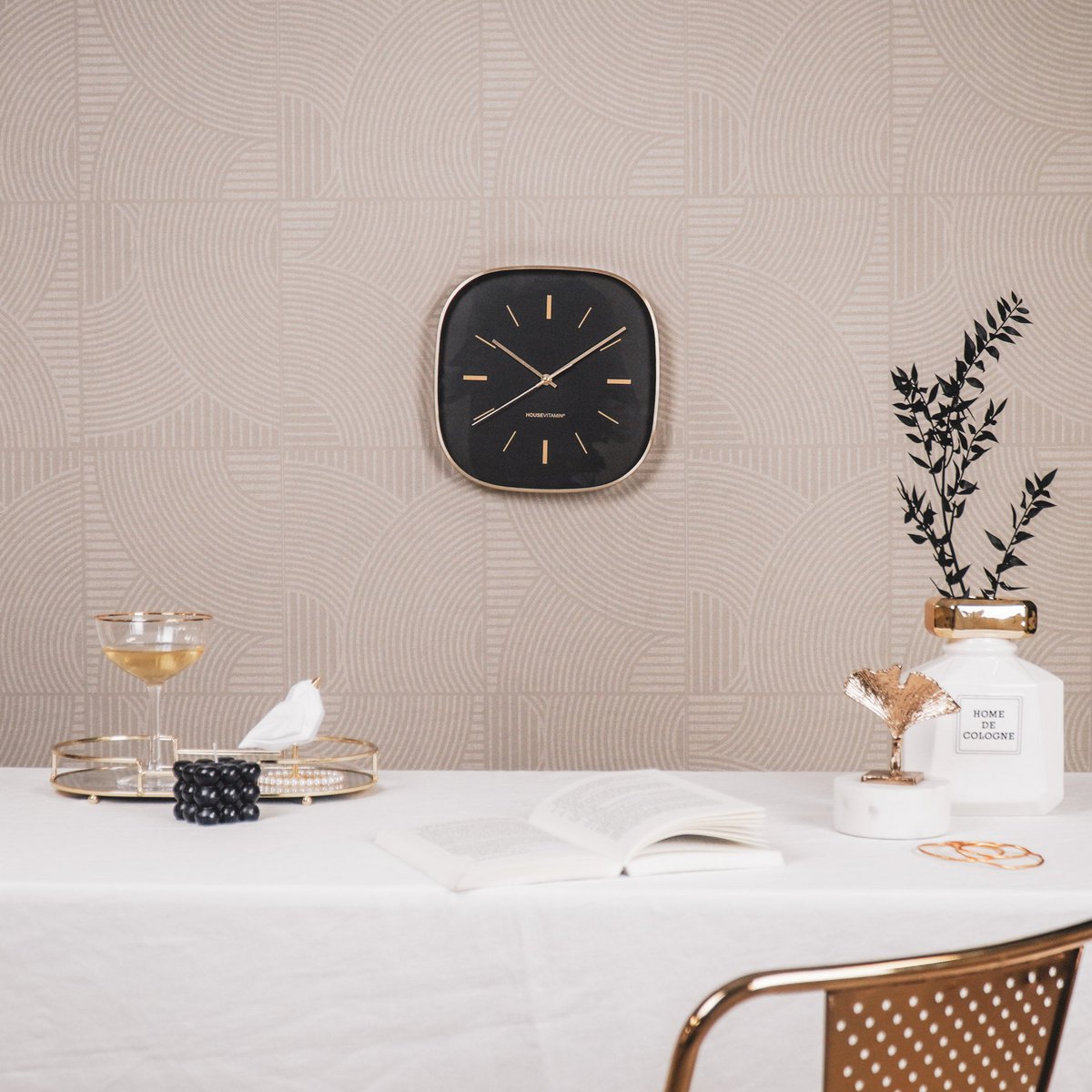 Wandklok Zwart Goud – 30 cm – Modern Design – Glas & Kunststof