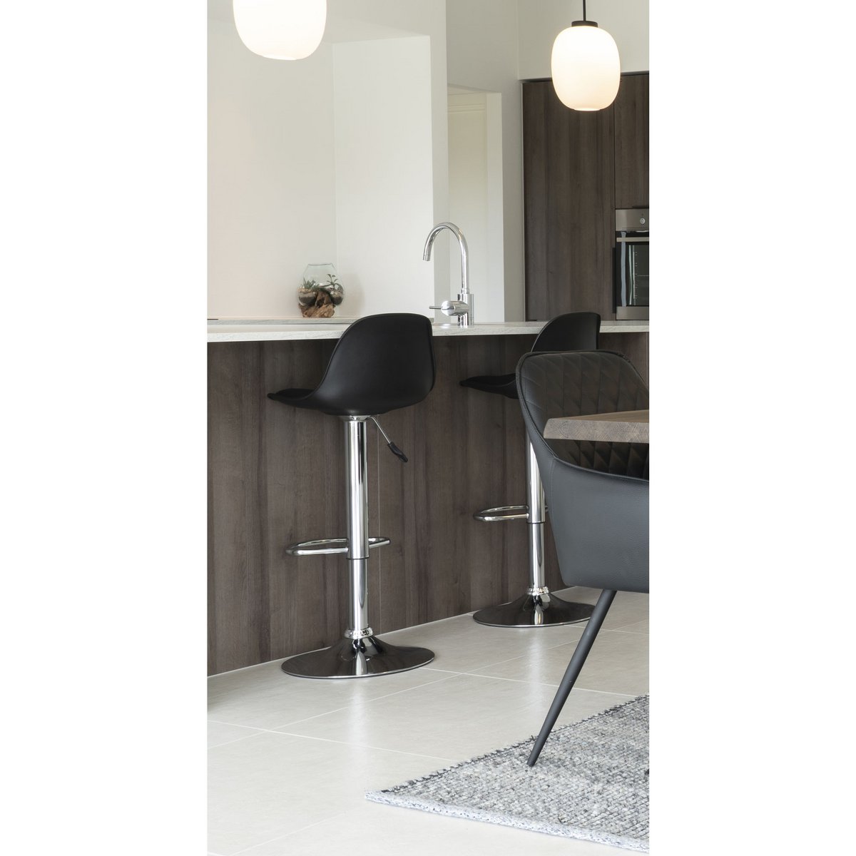 Trondheim Barstoel -zwart kunstleer- set van 2 |woon-meubel.nl