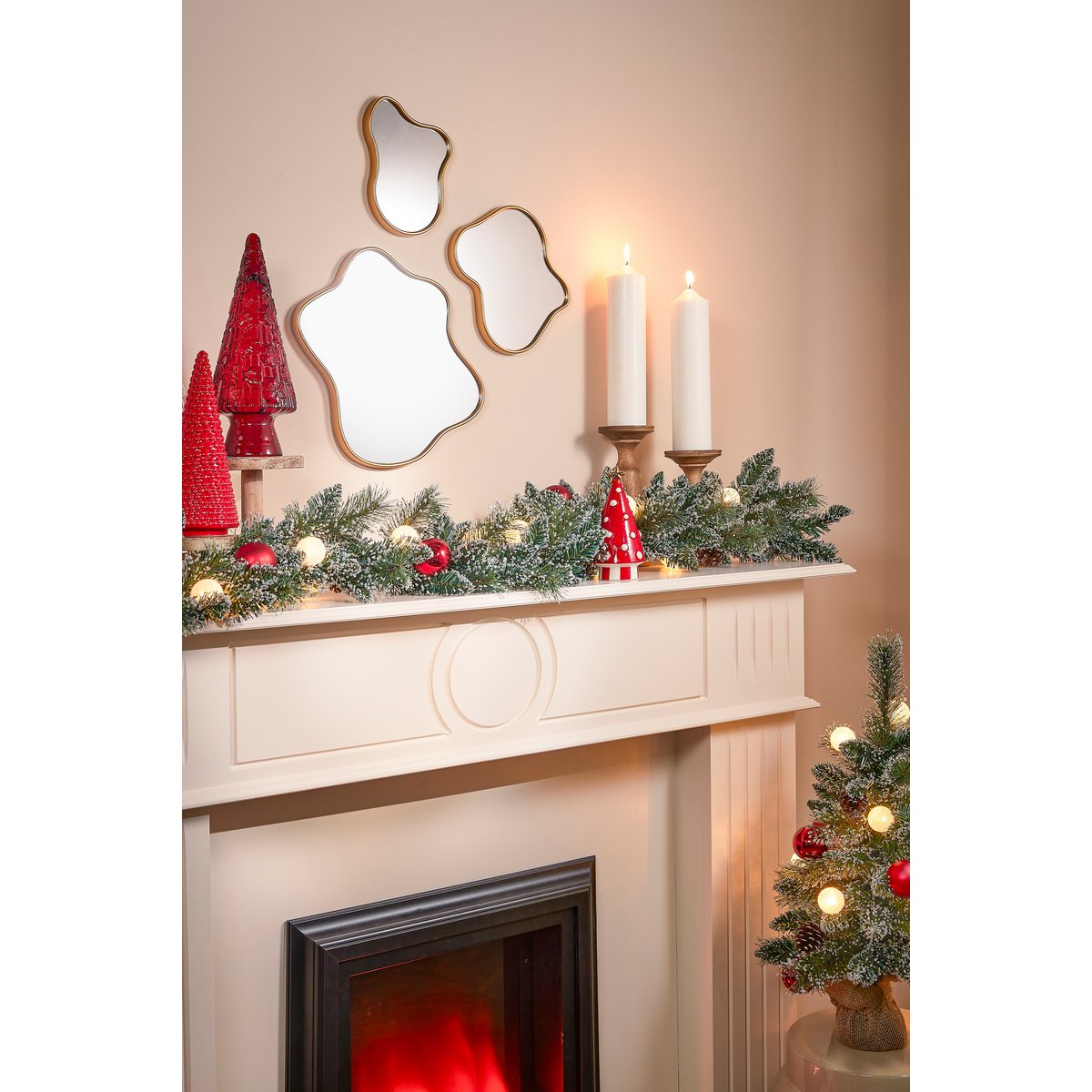 Kaprun kerstguirlande 180 cm met LED en kerstballen | woon-meubel.nl