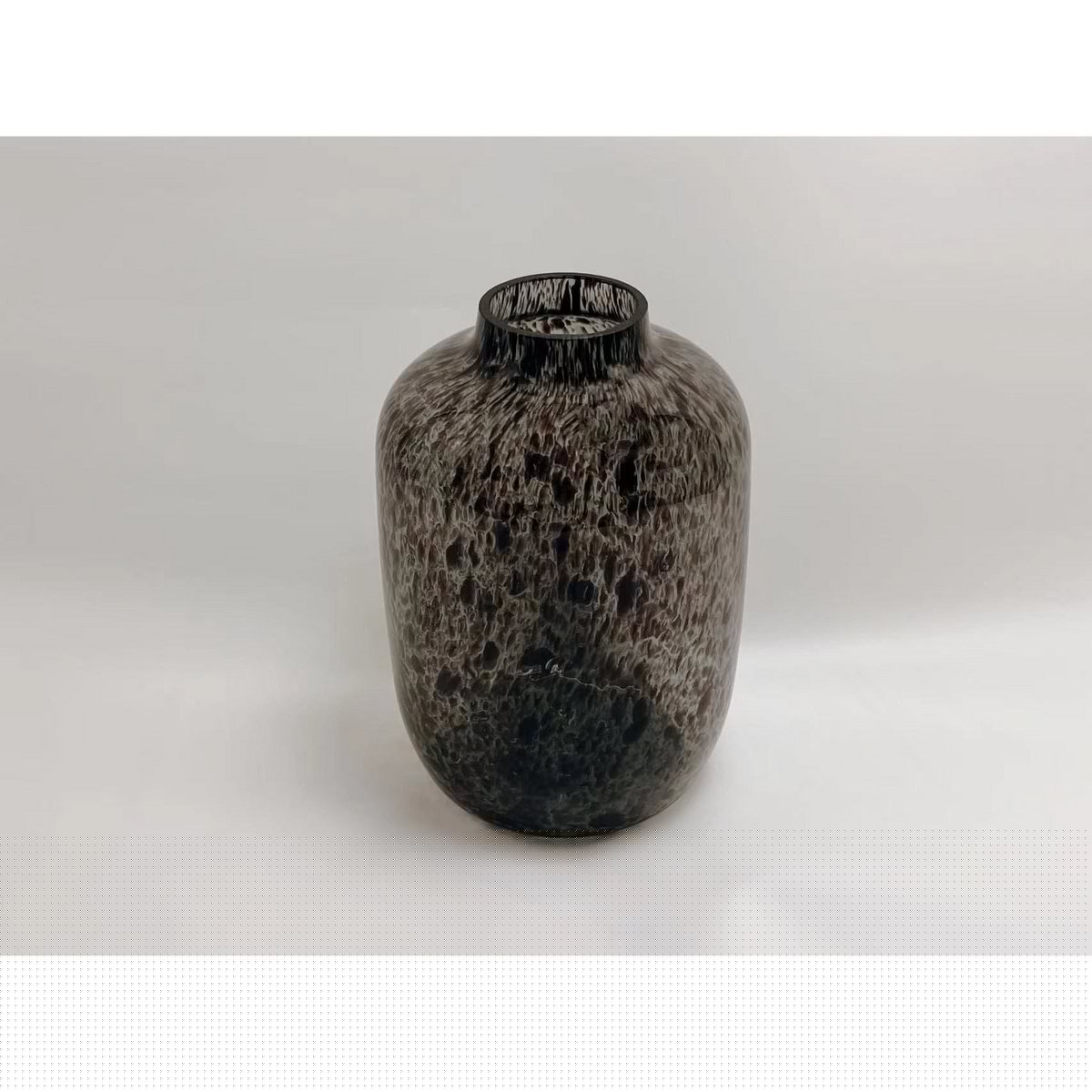 Cheetah Vase Smoke Medium