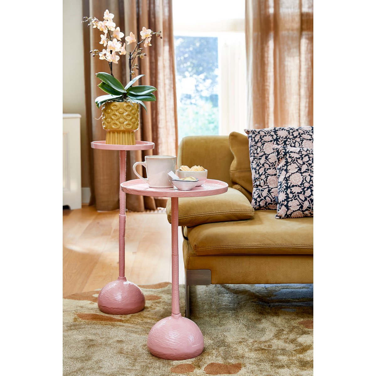 Colin Side Table - H68 x Ø24 cm - Recycled Aluminum - 100% FSC - Light Pink
