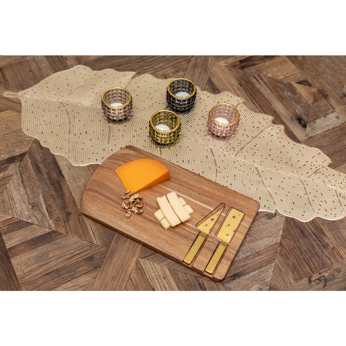 Houten Kaasplank met 2 Messen – Stijlvol Franse elegantie