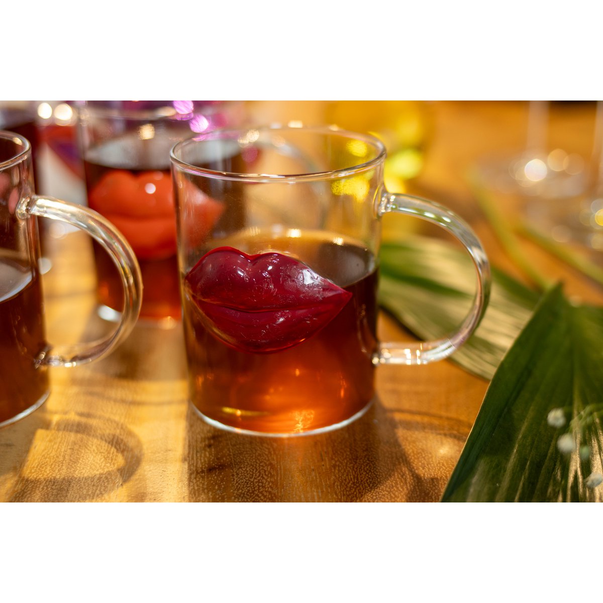 Glazen Mokken “Kus” – Set van 4 – Transparant/Rood – Elegant Cadeau |woon-meubel.nl