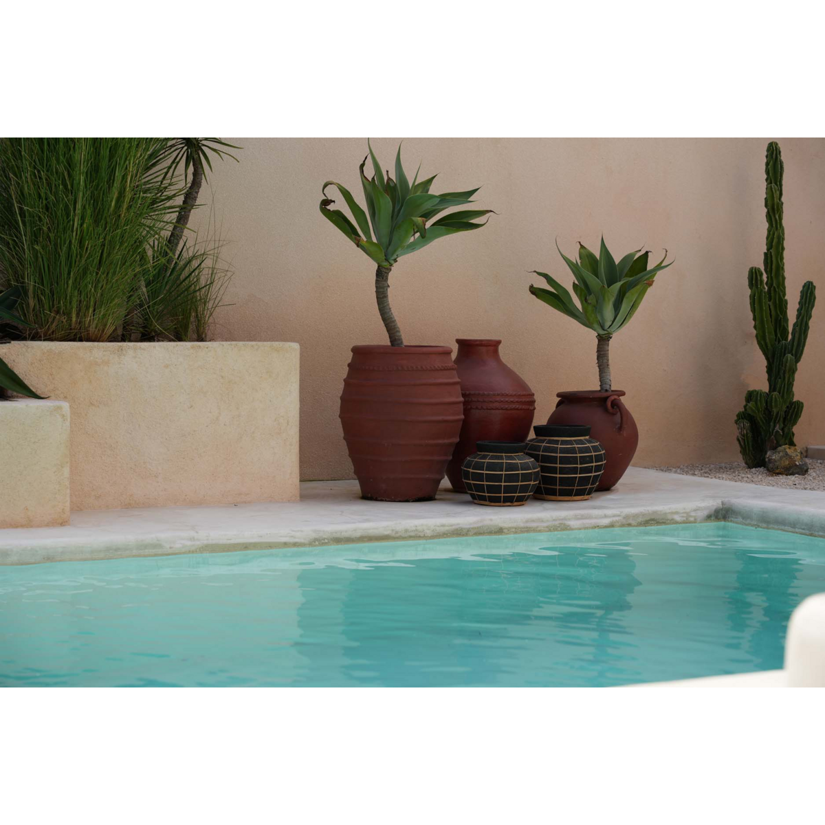 De Buikvaas terracotta - Zwart Naturel - L | woon-meubel.nl |