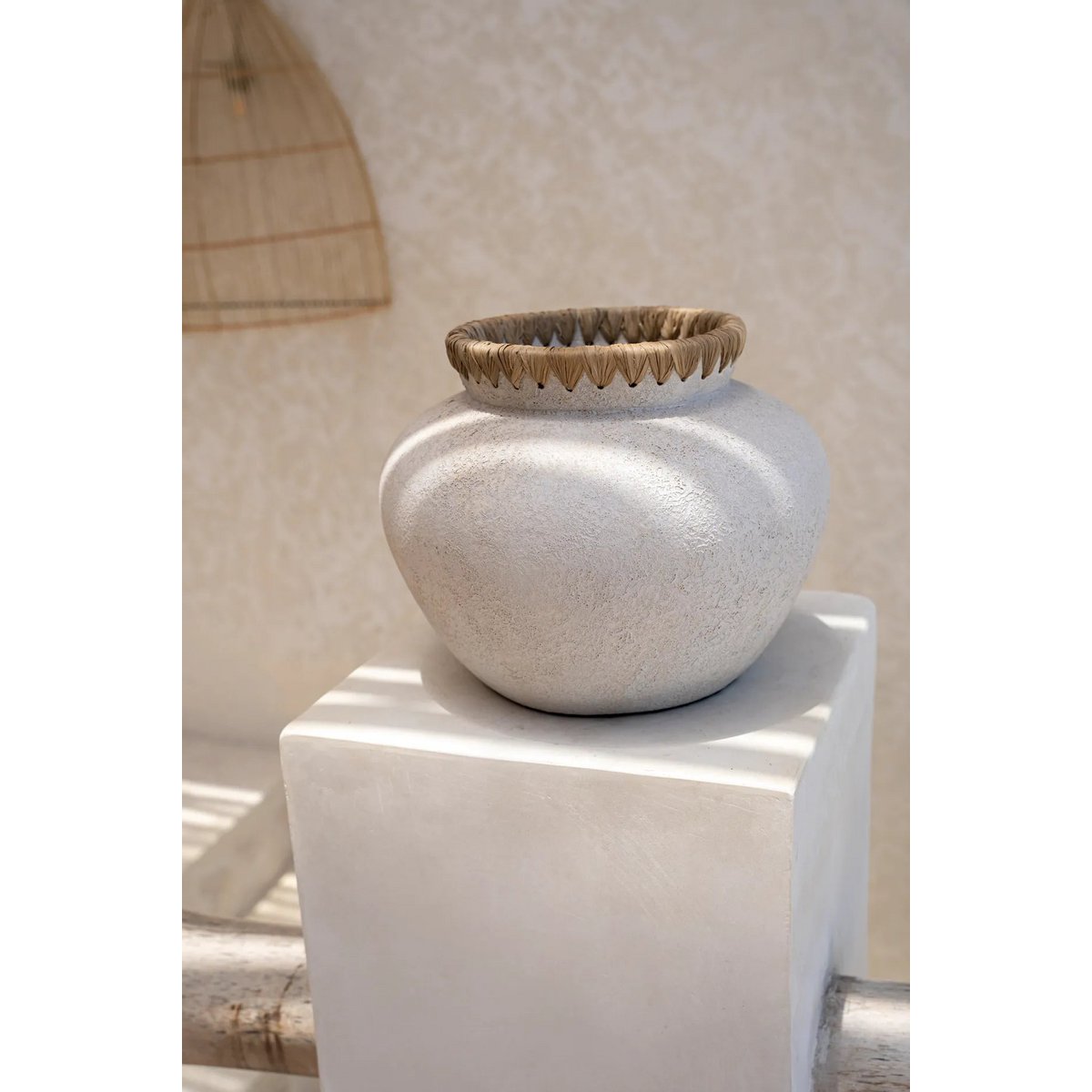 Le vase Styly - Béton naturel - M