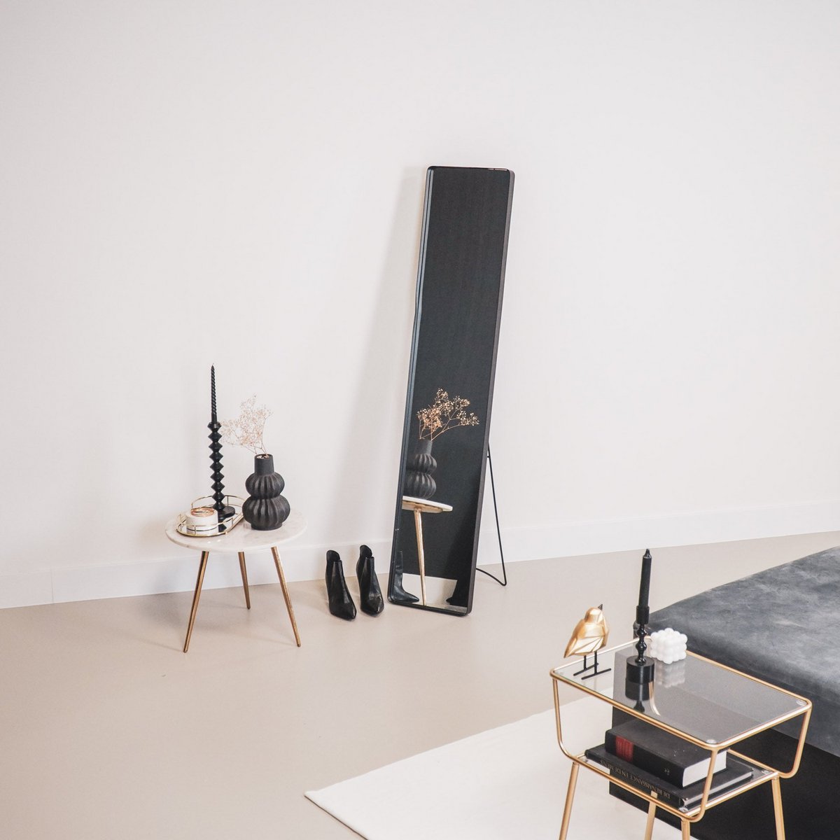 Spiegel - Passpiegel - Metaal - Zwart - 30x4x150cm|woon-meubel.nl