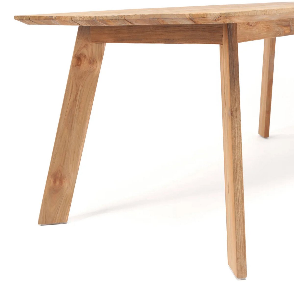 De Tutuala eettafel - binnen & buiten | woon-meubel.nl