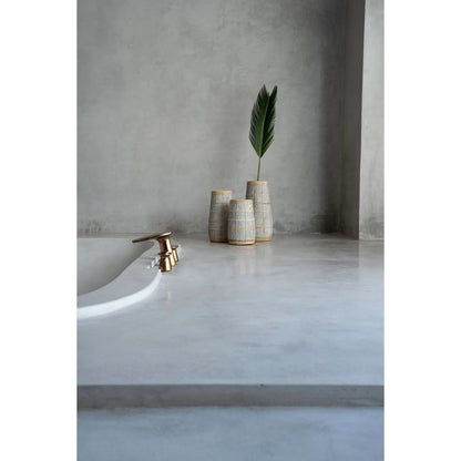 De Cutie vaas- Beton Naturel - M |woon-meubel.nl