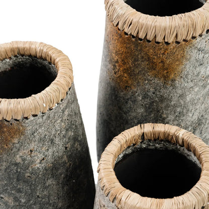 De Sneaky Vaas terracotta Antiek Grijs - M |woon-meubel.nl