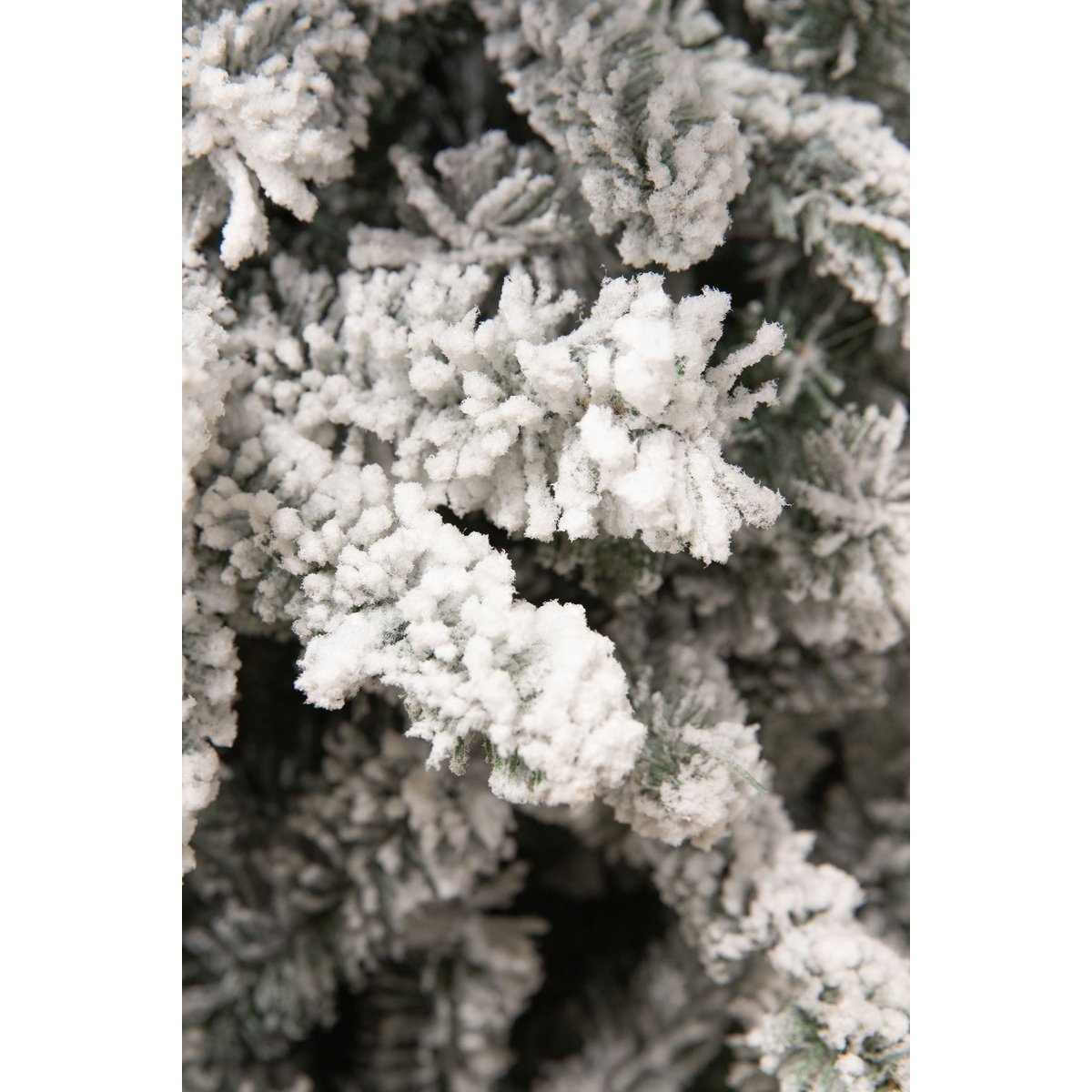 Snowdon Kunstkerstboom - H215 x Ø127 cm - Groen Frosted