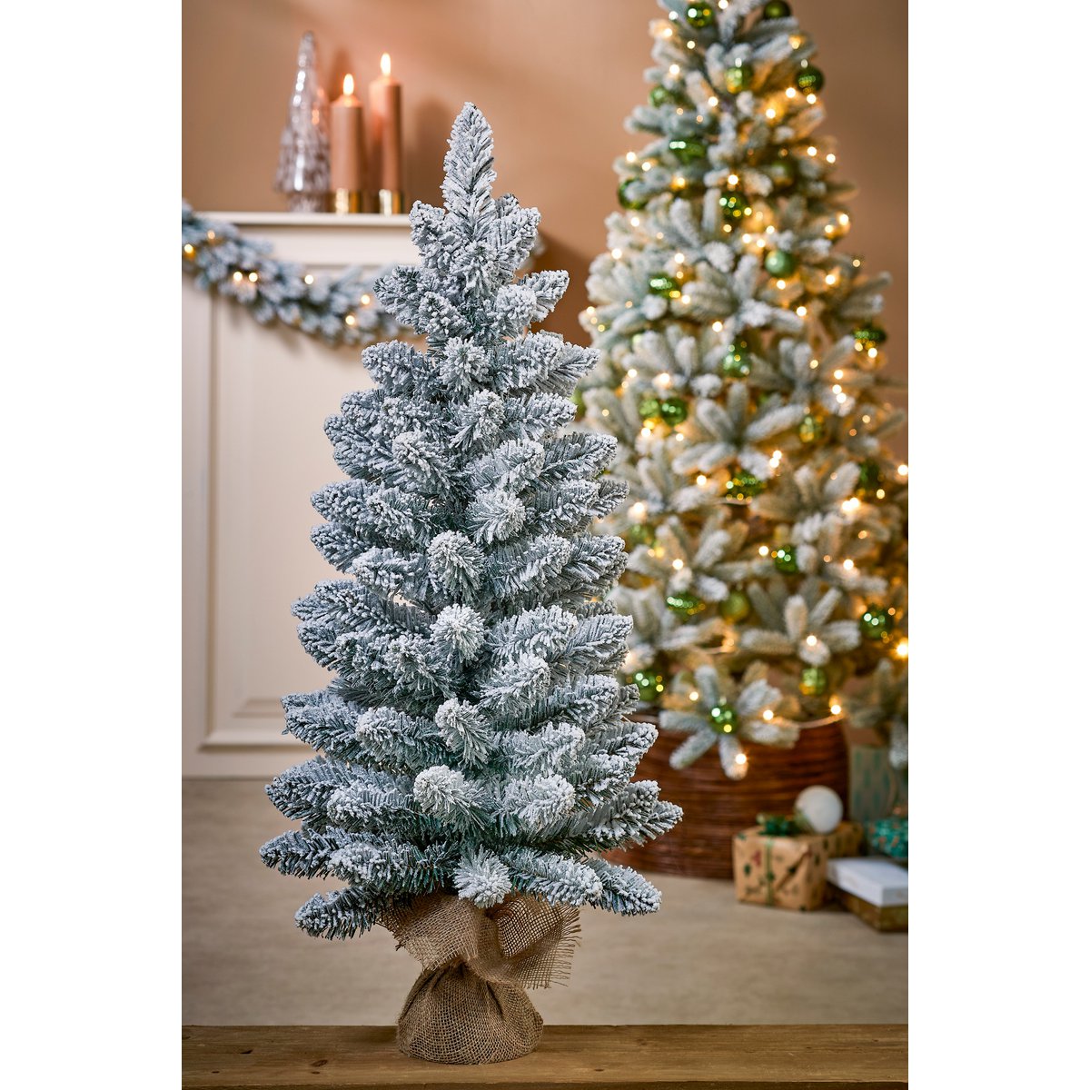 Gerlos Smalle Kunstkerstboom in Jute - H90 x Ø41 cm - Groen Frosted