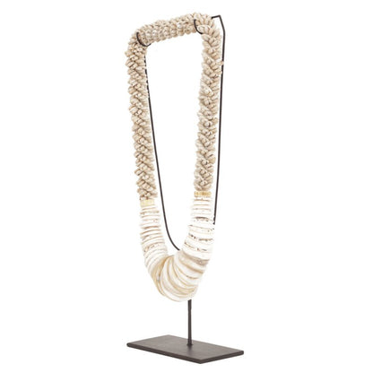 D33 shell necklace