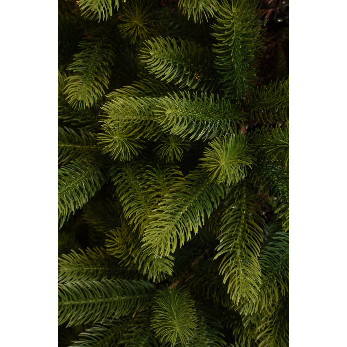 Nagoya Kunstkerstboom - H240 x Ø138 cm - Groen