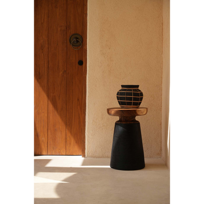 Mooie vaas terracotta - Zwart Naturel - M |woon-meubel.nl