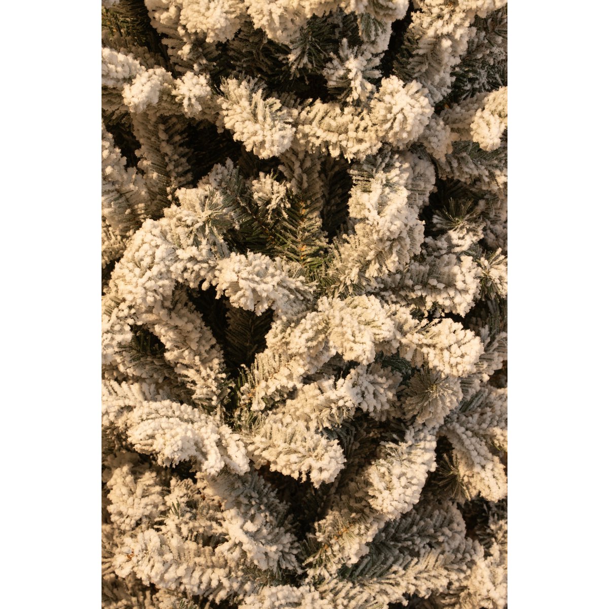 Harma Smalle Kunstkerstboom - H215 x Ø66 cm - Groen Frosted