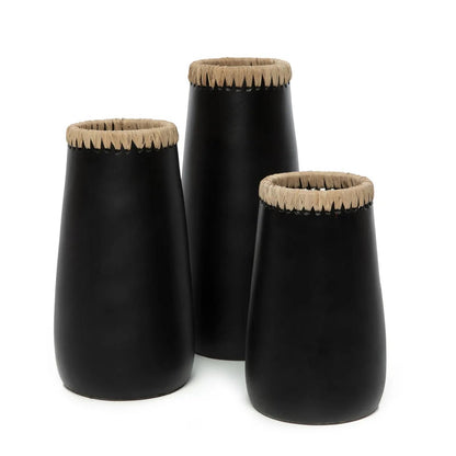 The Sneaky Vaas terracotta  - Zwart Naturel - M |woon-meubel.nl