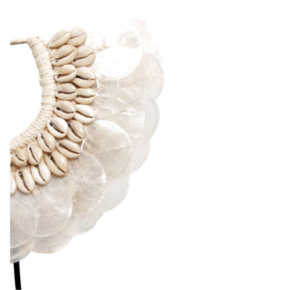 J37 small shell necklace