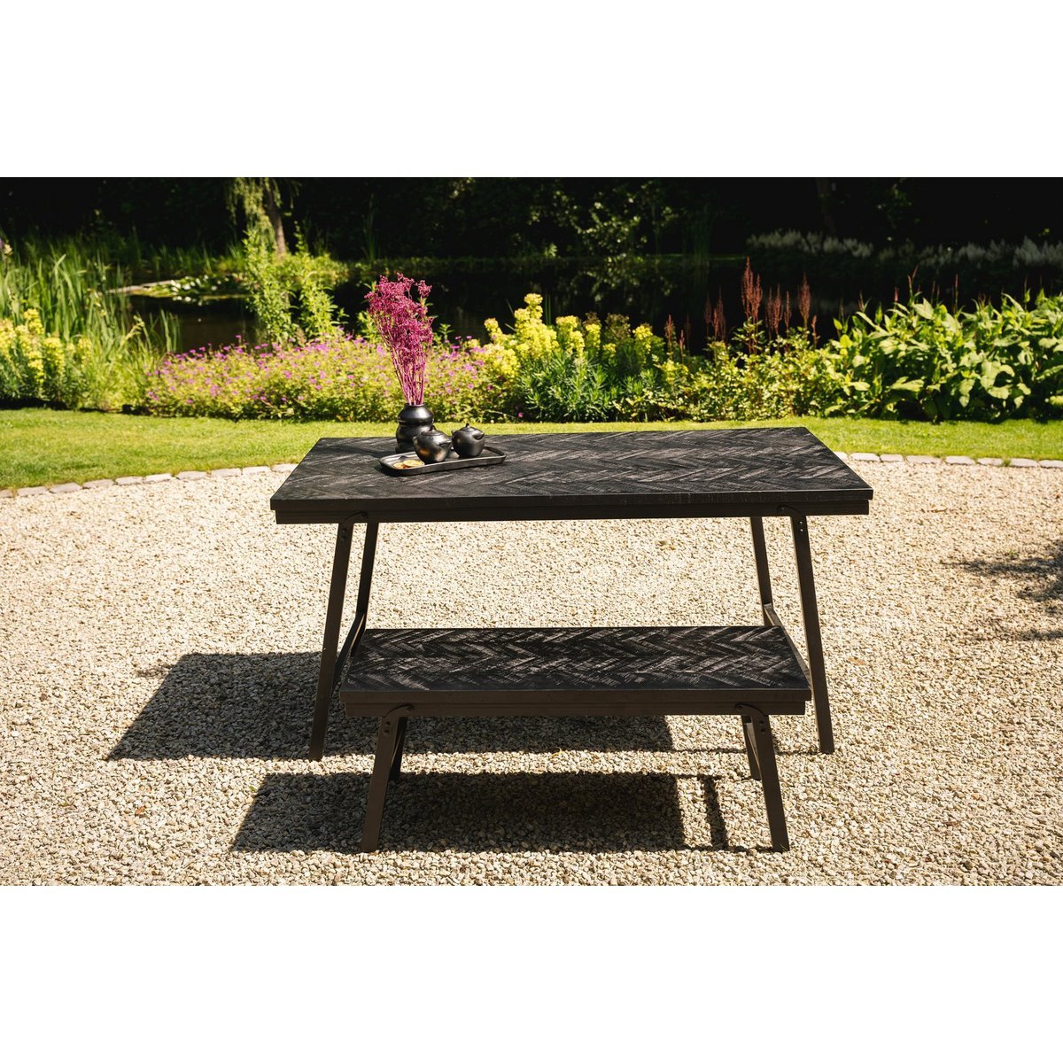 De Herringbone Markttafel - Zwart - 200 cm | woon-meubel.nl