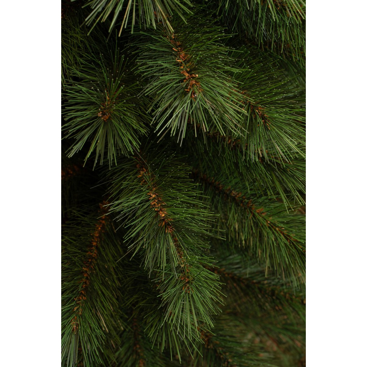 Sotka Smalle Kunstkerstboom - H260 x Ø69 cm - Groen