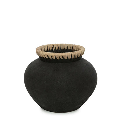De Styly Vaas - Zwart Naturel - M |woon-meubel.nl