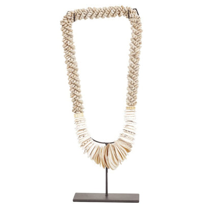 D33 shell necklace