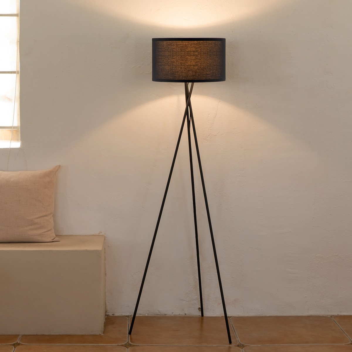 Moderne Vloerlamp - Lampenkap zwart - 53x53x138